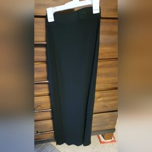 Meraki Long ribbed maxi skirt